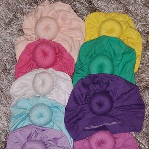 Infant bonnets
